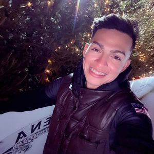 Meet your Posher, Jonny